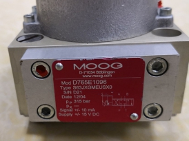 MOOG穆格D765E1096双喷档带驱动放大板高频伺服阀